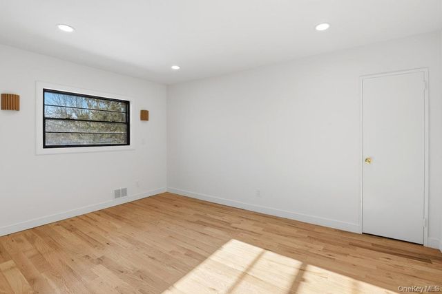 32 Rockland Drive, Jericho, NY 11753