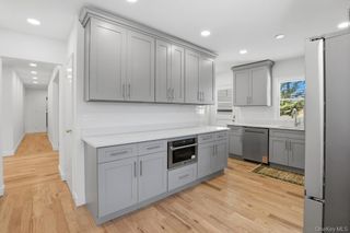 32 Rockland Drive, Jericho, NY 11753