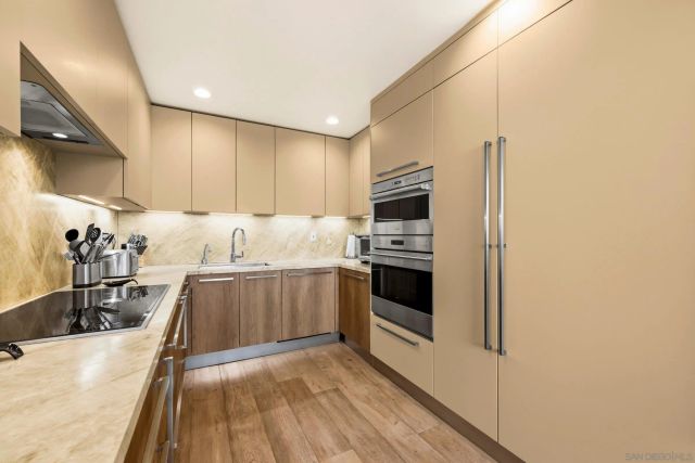 909 Coast 3, La Jolla, CA 92037