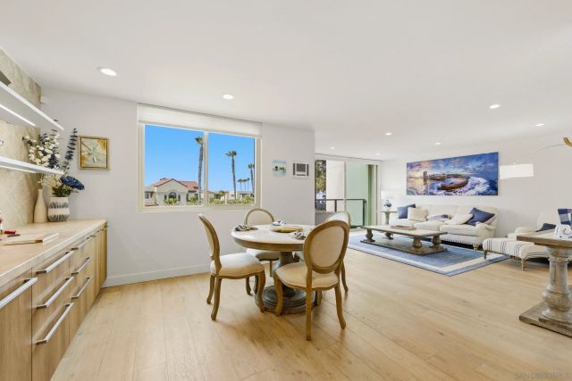 909 Coast 3, La Jolla, CA 92037
