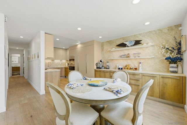909 Coast 3, La Jolla, CA 92037
