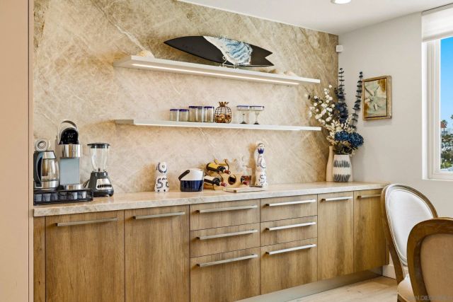 909 Coast 3, La Jolla, CA 92037