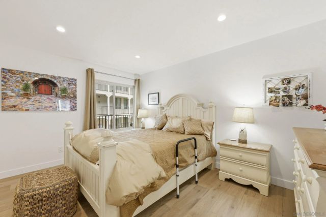 909 Coast 3, La Jolla, CA 92037