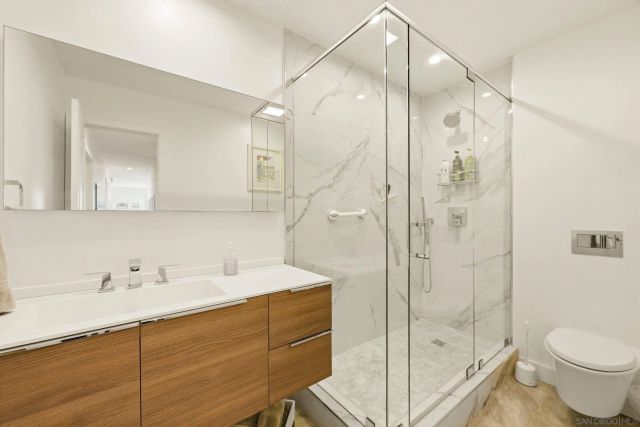 909 Coast 3, La Jolla, CA 92037