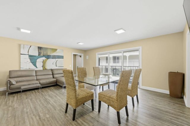 909 Coast 3, La Jolla, CA 92037