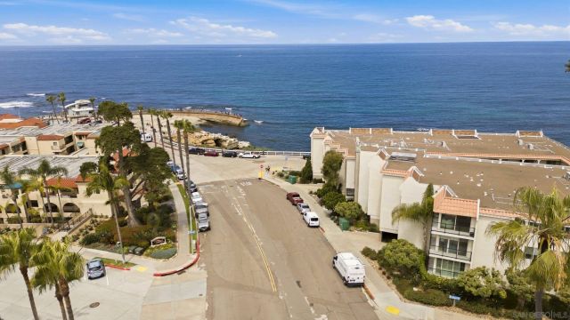 909 Coast 3, La Jolla, CA 92037