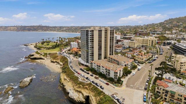 909 Coast 3, La Jolla, CA 92037