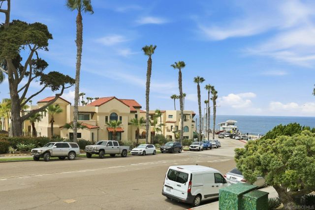 909 Coast 3, La Jolla, CA 92037