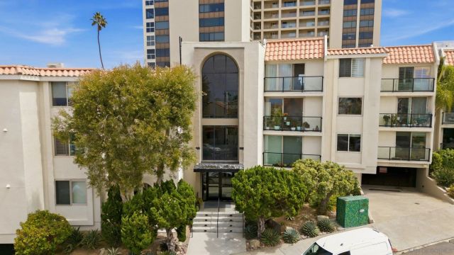 909 Coast 3, La Jolla, CA 92037