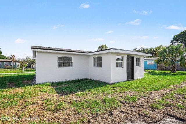 2004 Tyler Avenue, Melbourne, FL 32935