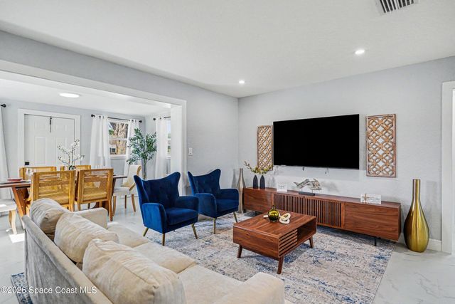 2004 Tyler Avenue, Melbourne, FL 32935