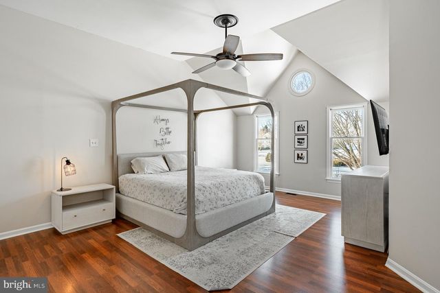 11 MEADOW WOOD LN, Landenberg, PA 19350