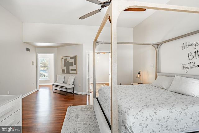 11 MEADOW WOOD LN, Landenberg, PA 19350