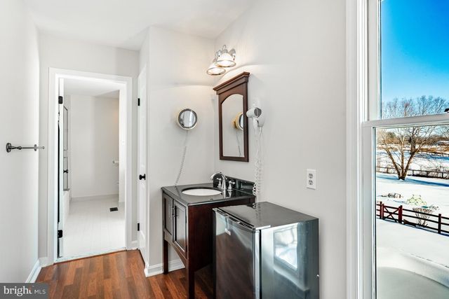 11 MEADOW WOOD LN, Landenberg, PA 19350