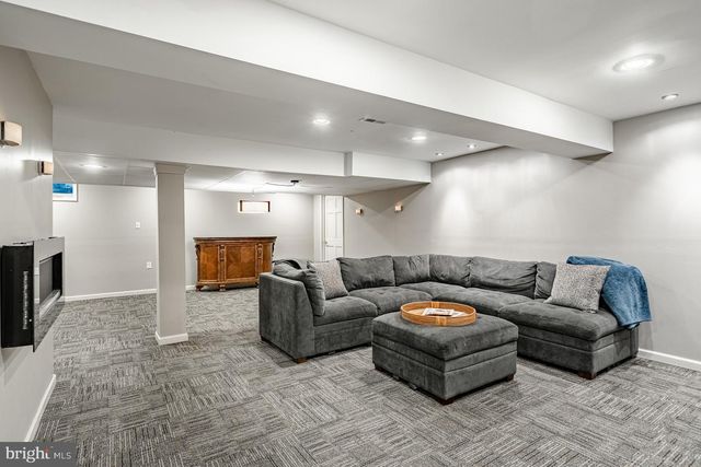 11 MEADOW WOOD LN, Landenberg, PA 19350