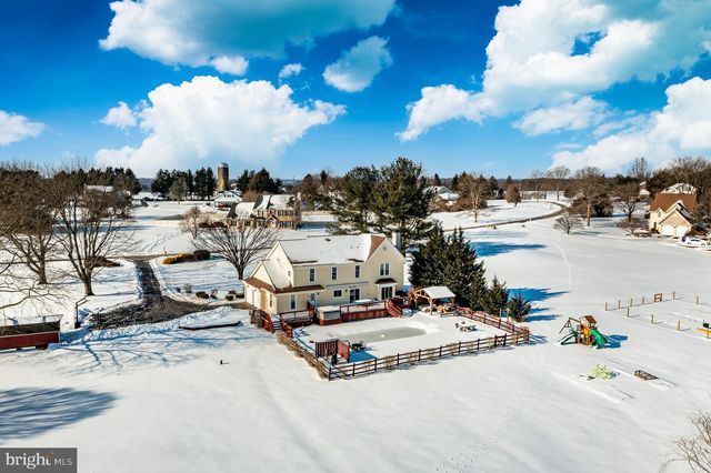 11 MEADOW WOOD LN, Landenberg, PA 19350