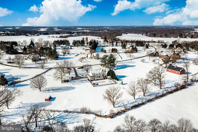 11 MEADOW WOOD LN, Landenberg, PA 19350