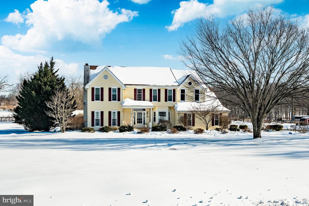 11 MEADOW WOOD LN, Landenberg, PA 19350