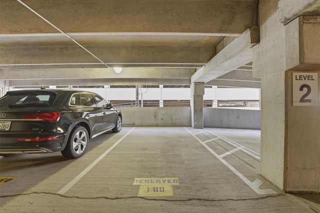 3505 Sage Road 208, Houston, TX 77056