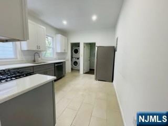 169 Hillside Avenue, Glen Ridge, NJ 07028