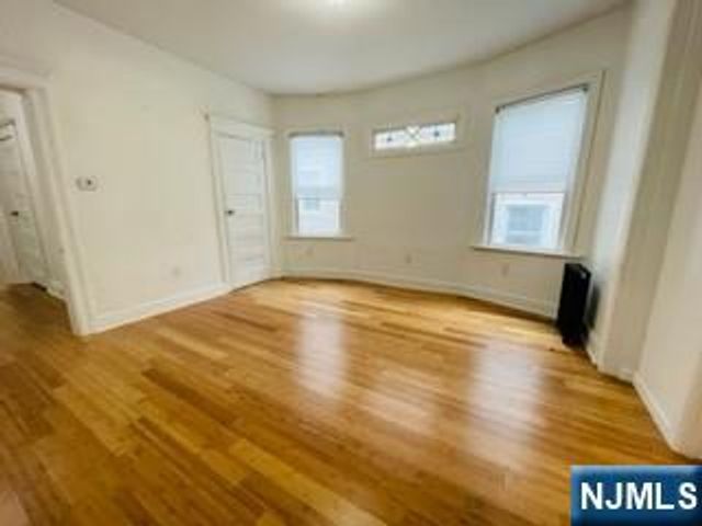 169 Hillside Avenue, Glen Ridge, NJ 07028