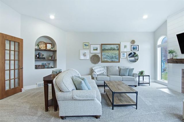 2925 W Princeton Avenue, Eau Claire, WI 54703