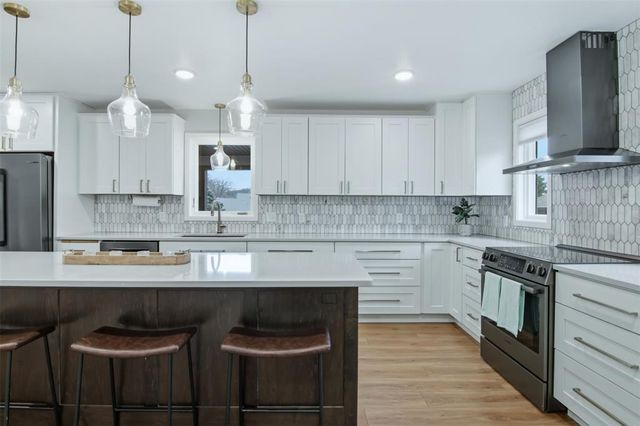 2925 W Princeton Avenue, Eau Claire, WI 54703