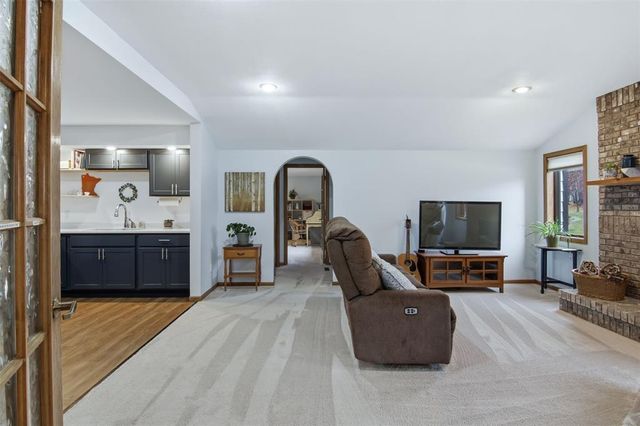 2925 W Princeton Avenue, Eau Claire, WI 54703
