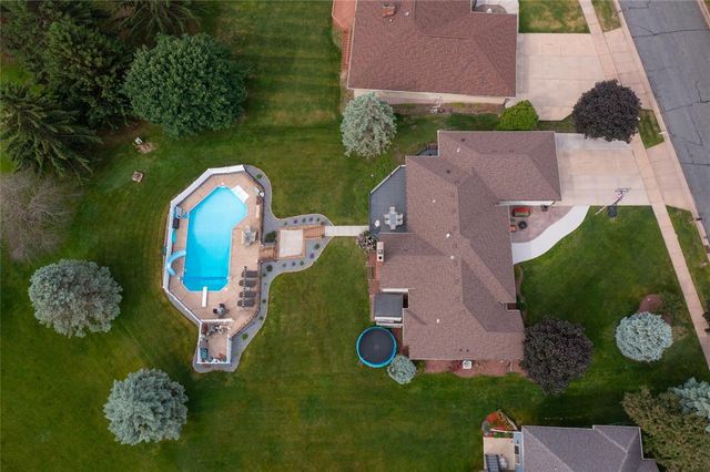 2925 W Princeton Avenue, Eau Claire, WI 54703