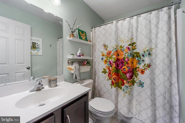 3089 GOSHEN DR, Pennsburg, PA 18073