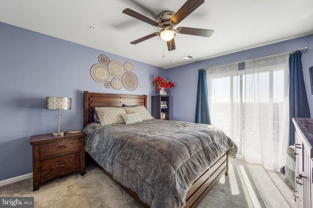 3089 GOSHEN DR, Pennsburg, PA 18073
