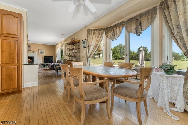 80 Deer Hill Rd, Tewksbury Twp., NJ 08833