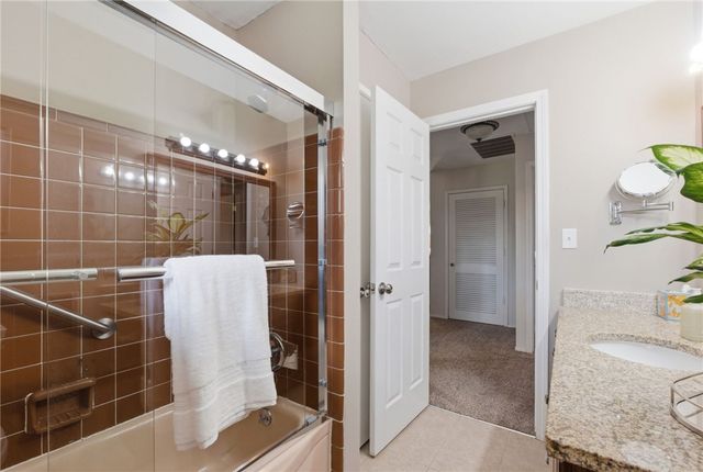 1108 Chateau Drive, Kettering, OH 45429