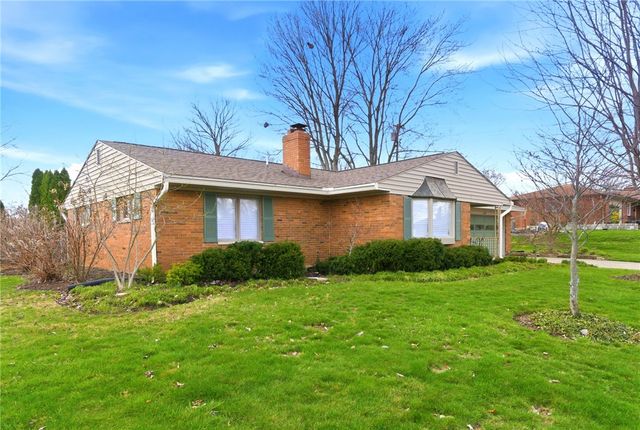 1108 Chateau Drive, Kettering, OH 45429