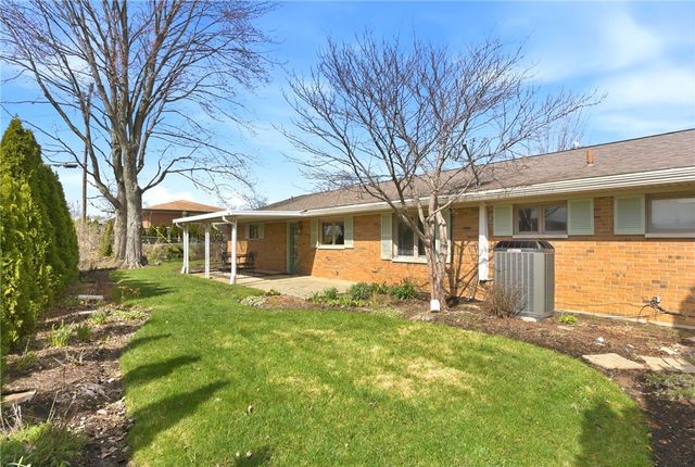 1108 Chateau Drive, Kettering, OH 45429