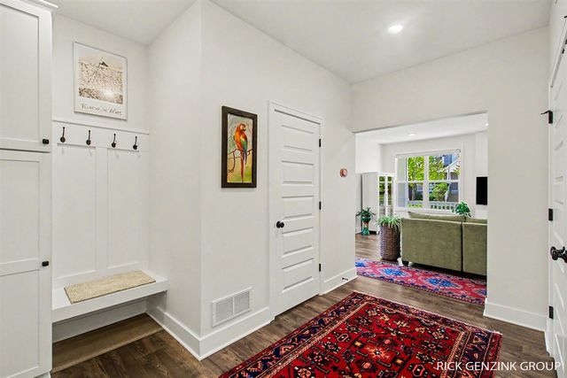 567 Blackstone Street, Holland, MI 49423