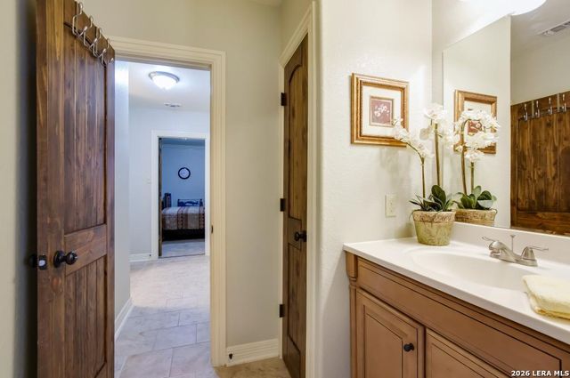 188 Claywell Dr, San Antonio, TX 78209