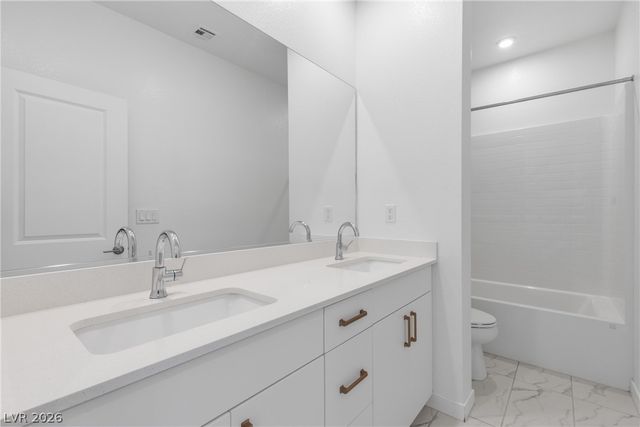 6138 Rock Arch Court, Las Vegas, NV 89141