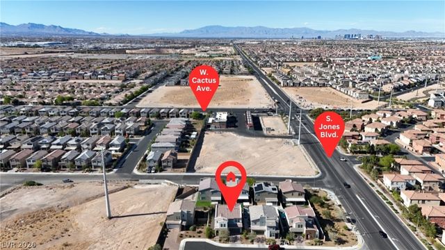 6138 Rock Arch Court, Las Vegas, NV 89141