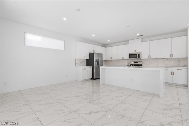 6138 Rock Arch Court, Las Vegas, NV 89141