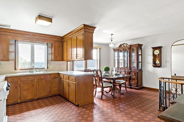 63 Eschol Street, Swansea, MA 02777