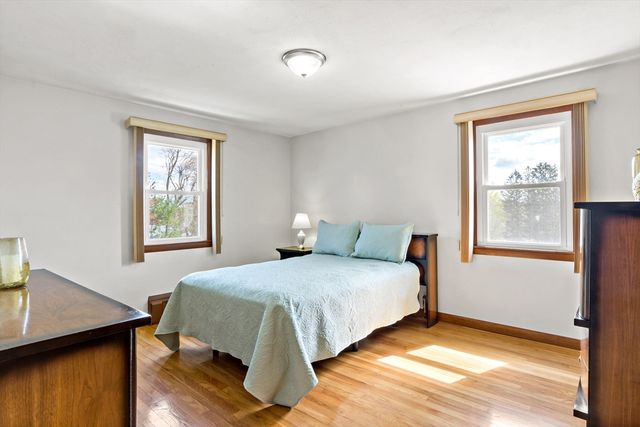 63 Eschol Street, Swansea, MA 02777