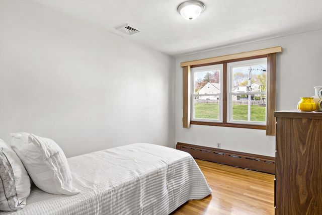 63 Eschol Street, Swansea, MA 02777