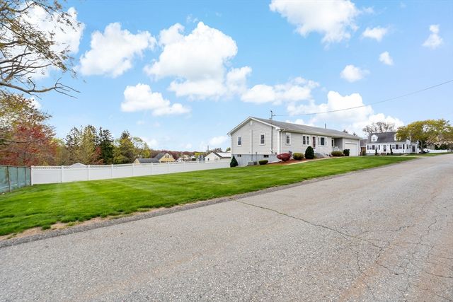 63 Eschol Street, Swansea, MA 02777