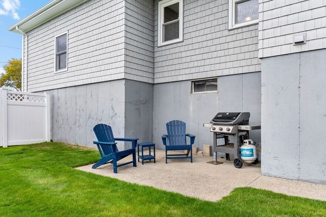 63 Eschol Street, Swansea, MA 02777
