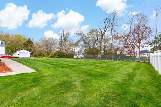 63 Eschol Street, Swansea, MA 02777