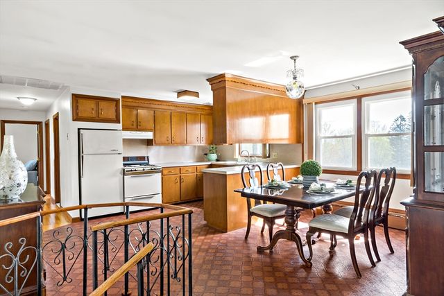 63 Eschol Street, Swansea, MA 02777