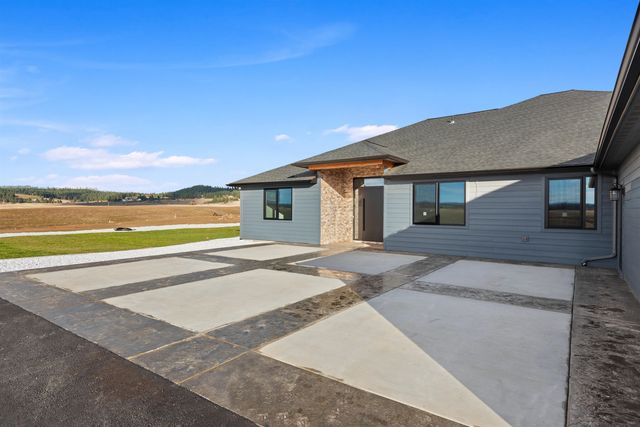 13790 N Bruce Rd, Mead, WA 99021