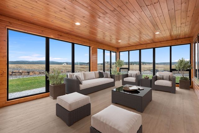 13790 N Bruce Rd, Mead, WA 99021