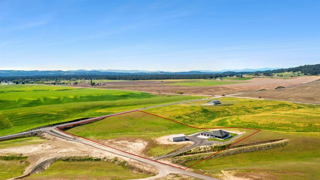 13790 N Bruce Rd, Mead, WA 99021